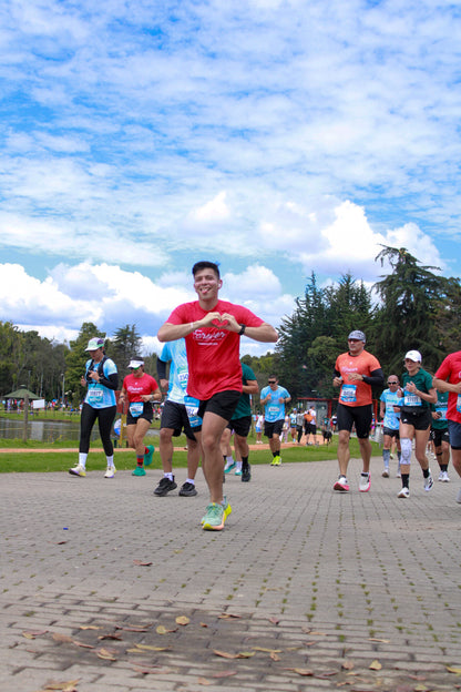 Camiseta Forever CorreMiTierra Unisex Roja