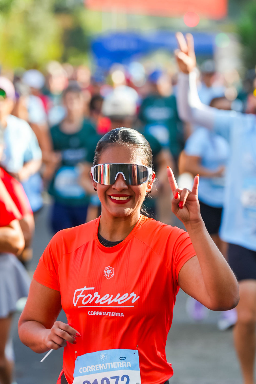 Camiseta Forever CorreMiTierra Woman Naranja