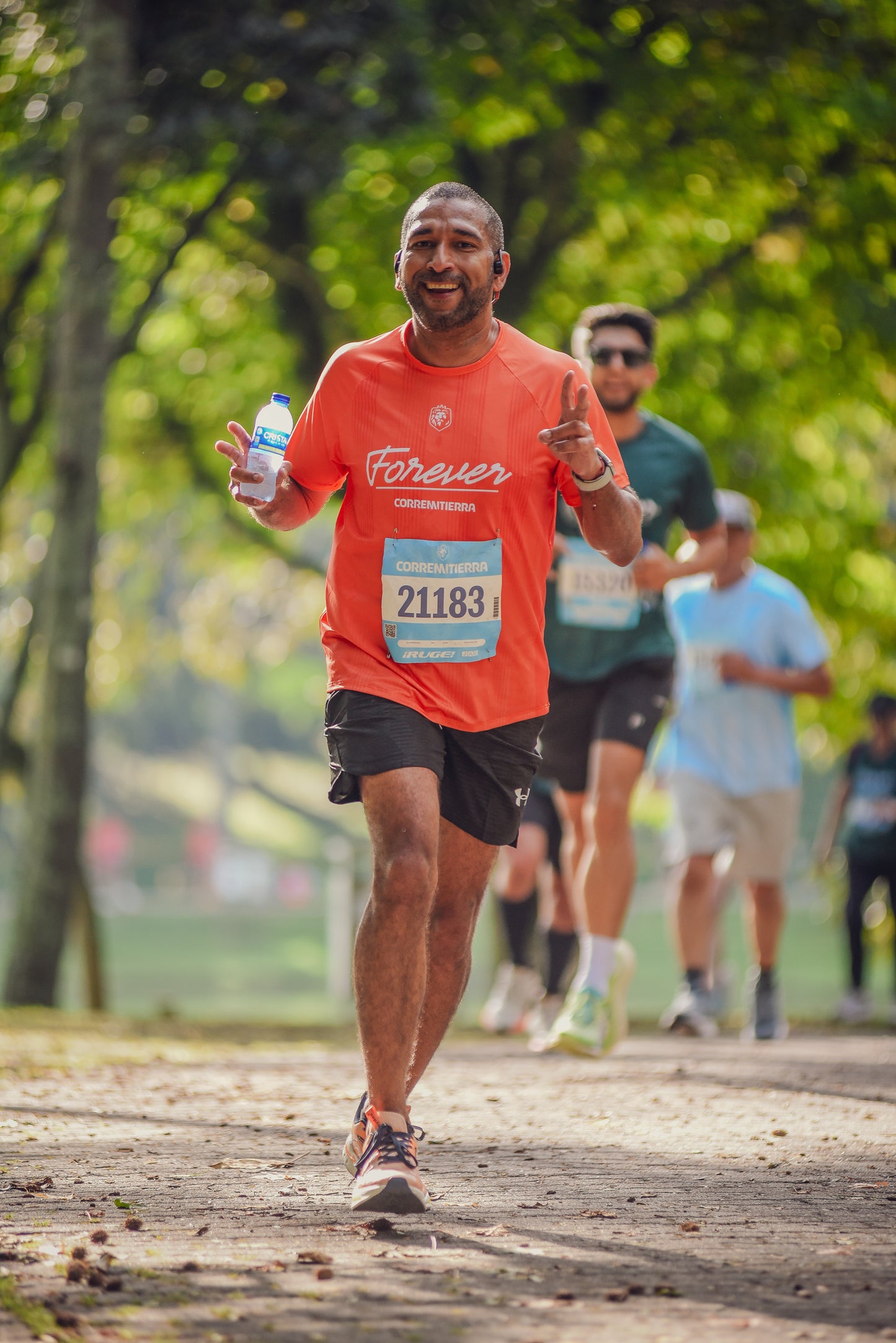 Camiseta Forever CorreMiTierra Unisex Naranja