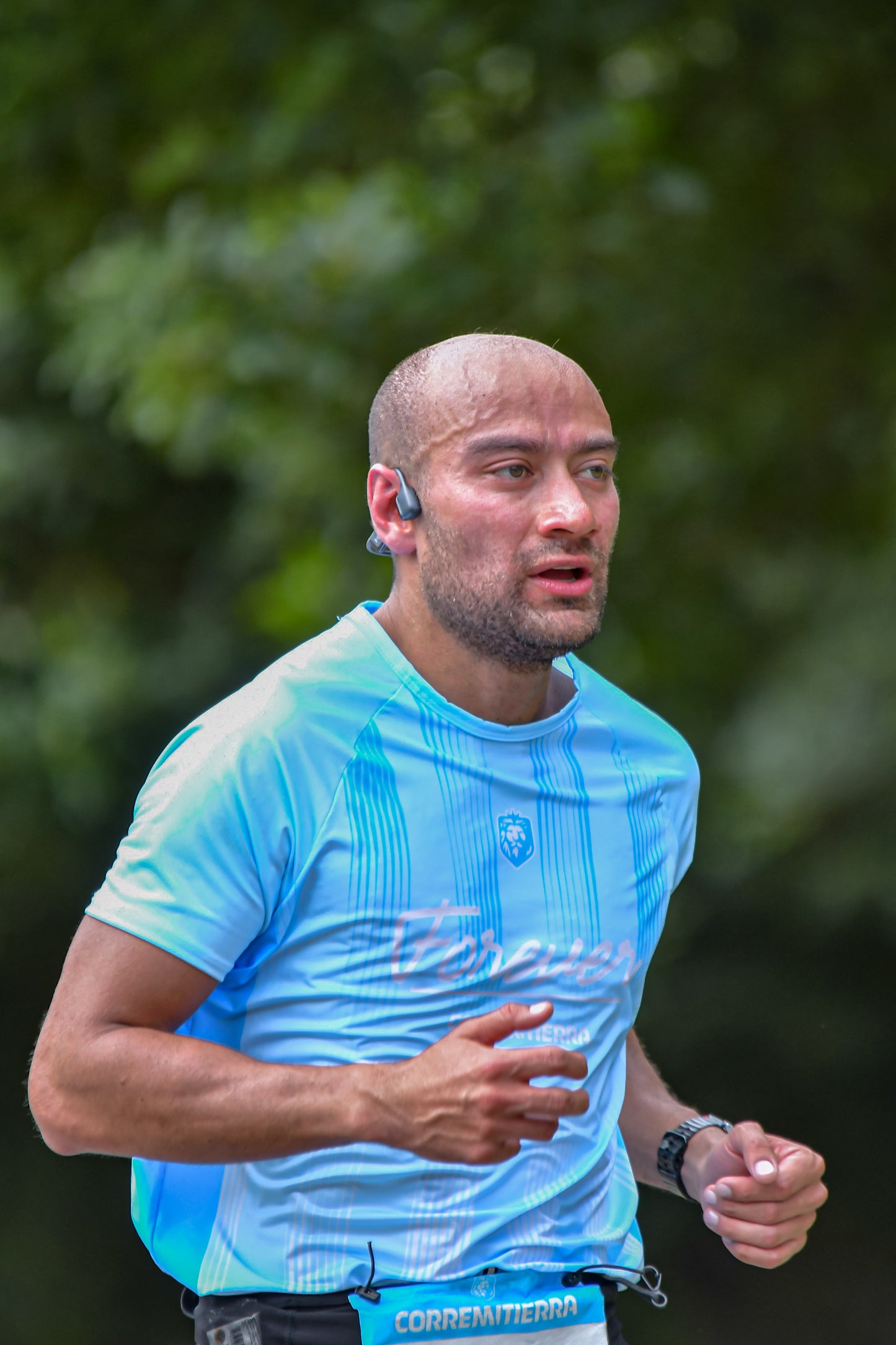 Camiseta Forever CorreMiTierra Unisex Azul